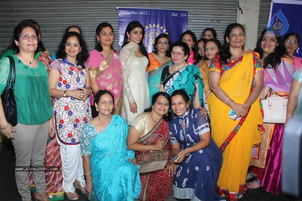 Shriya Launches Inner Wheel Club Store - 22 / 33 photos
