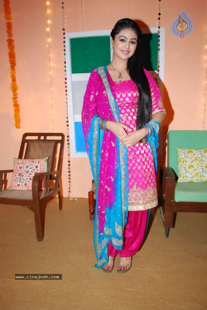 Shubh Vivah Serial Launch - 16 / 47 photos