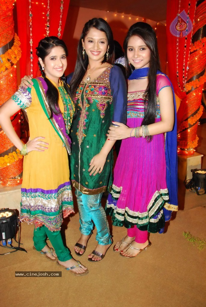 Shubh Vivah Serial Launch - 21 / 47 photos