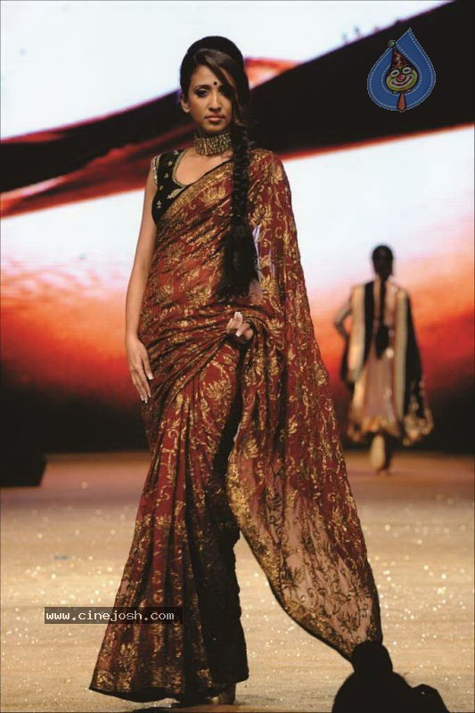 Shyamal Bhumika Ahmedabad Fashion Show - 4 / 83 photos