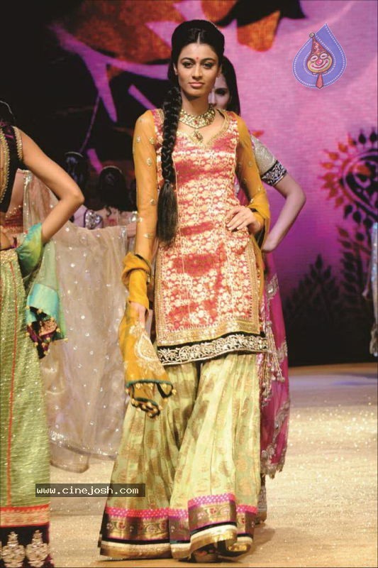 Shyamal Bhumika Ahmedabad Fashion Show - 13 / 83 photos
