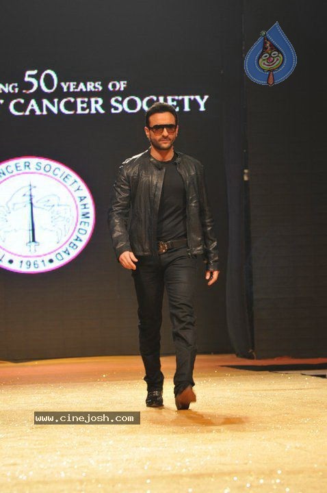 Shyamal Bhumika Ahmedabad Fashion Show - 36 / 83 photos