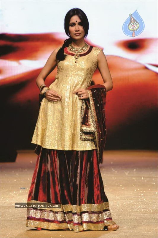 Shyamal Bhumika Ahmedabad Fashion Show - 72 / 83 photos