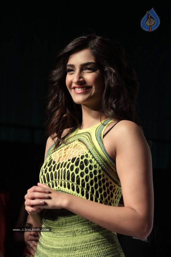 Signature International Fashion Weekend Photos - 42 / 75 photos