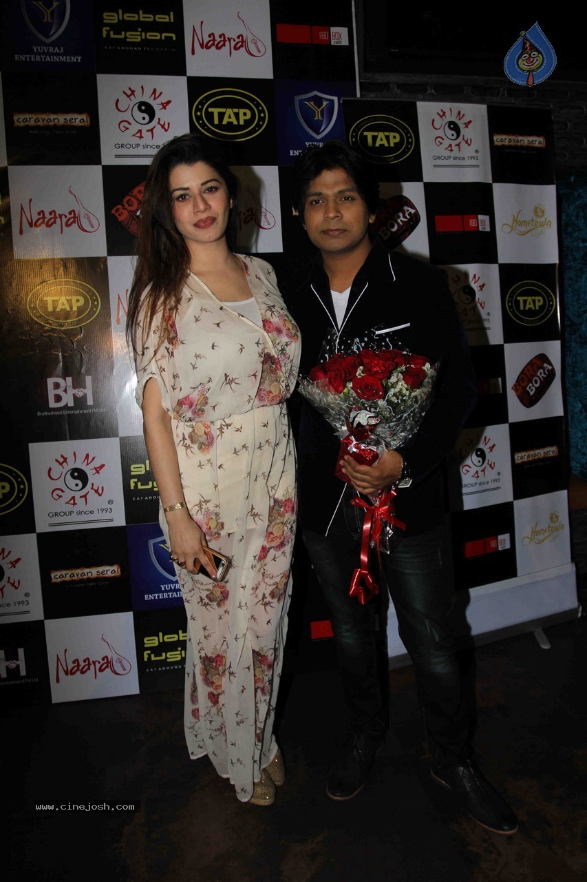 Singer Ankit Tiwari Bday Party - 48 / 64 photos