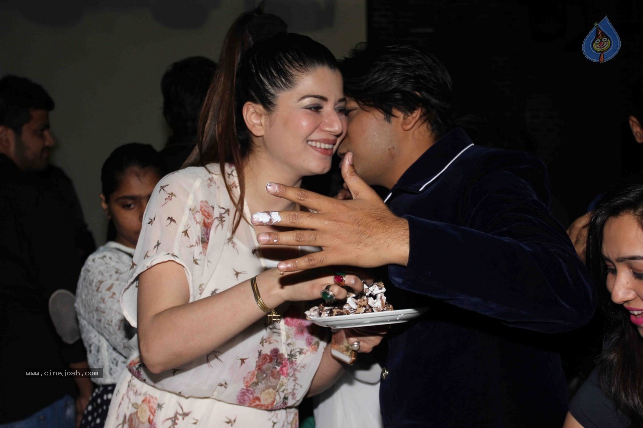 Singer Ankit Tiwari Bday Party - 56 / 64 photos