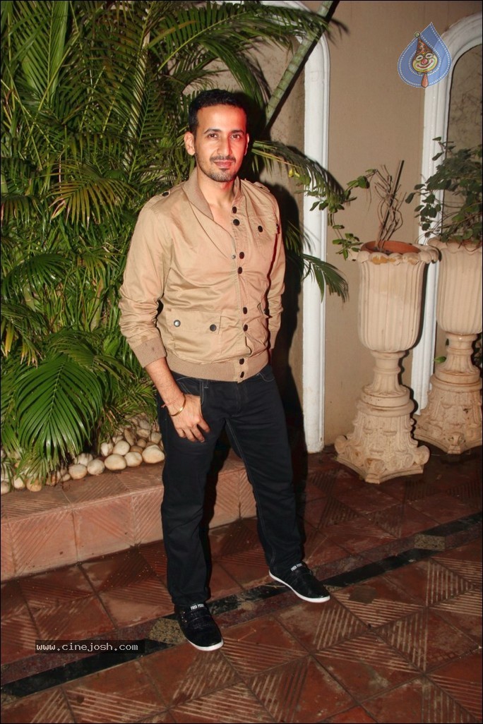 Singer Mika Birthday Bash - 4 / 37 photos