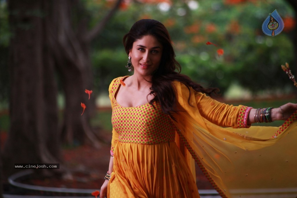 Singham Returns Stills - 26 / 42 photos