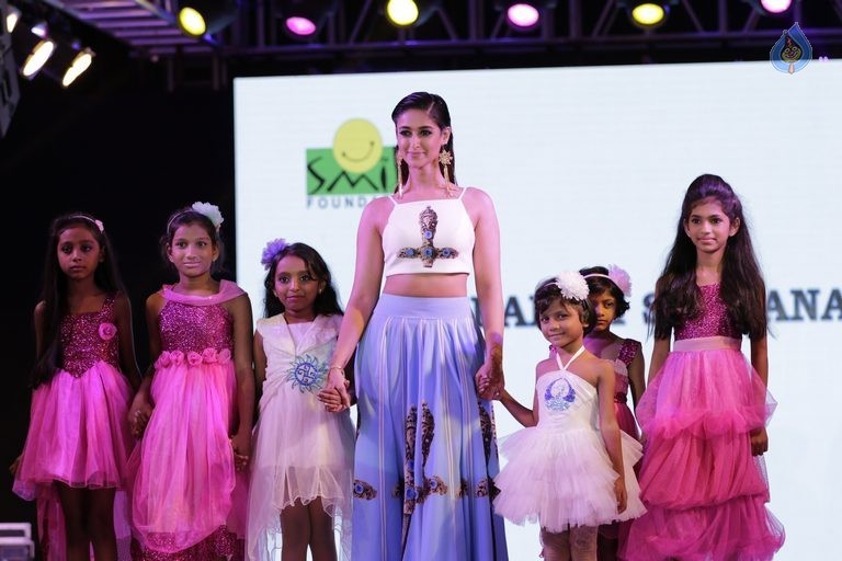 Smile Foundation 9th Edition Ramp Walk Show Photos - 43 / 104 photos