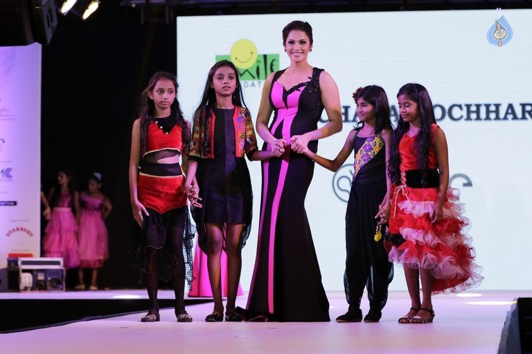 Smile Foundation 9th Edition Ramp Walk Show Photos - 95 / 104 photos