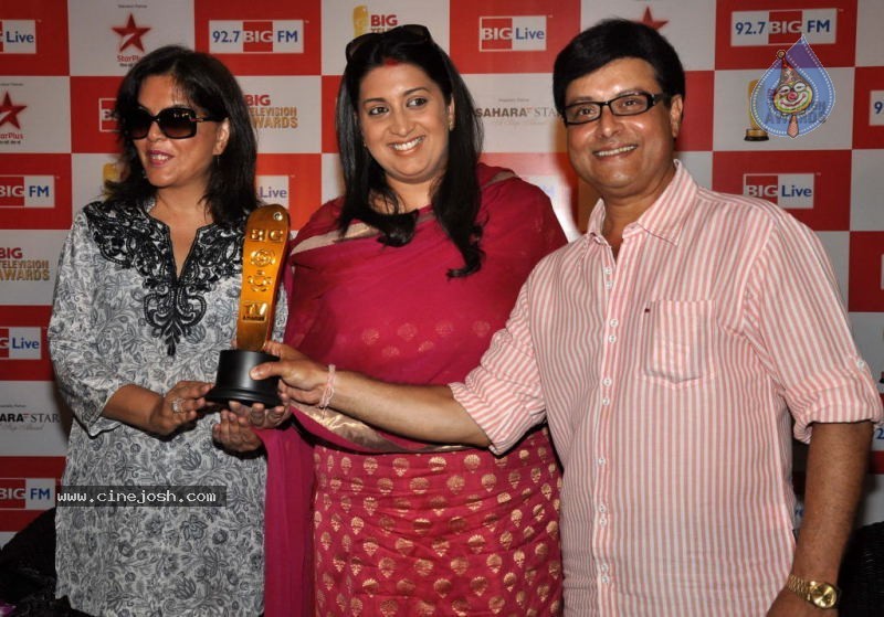 Smriti Irani at Big Television Awards Press Conference - 25 / 26 photos