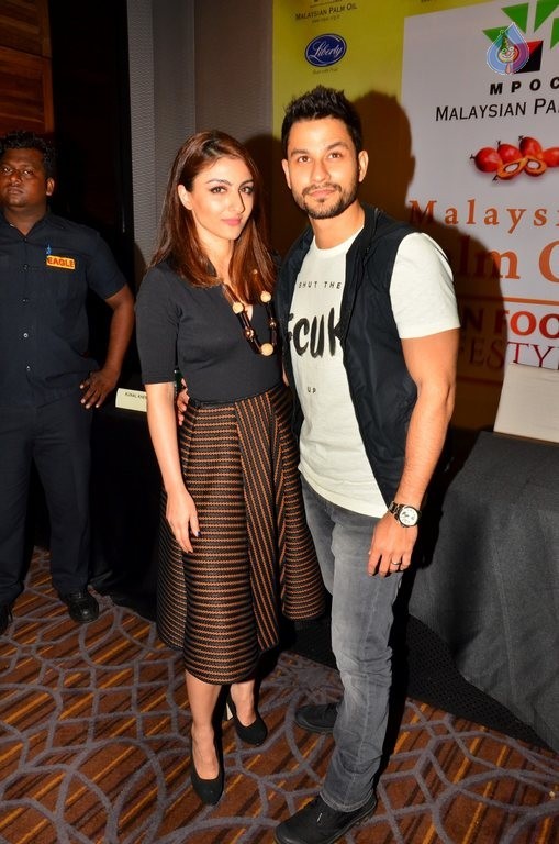 Soha Ali Khan at MPOC Event - 23 / 32 photos