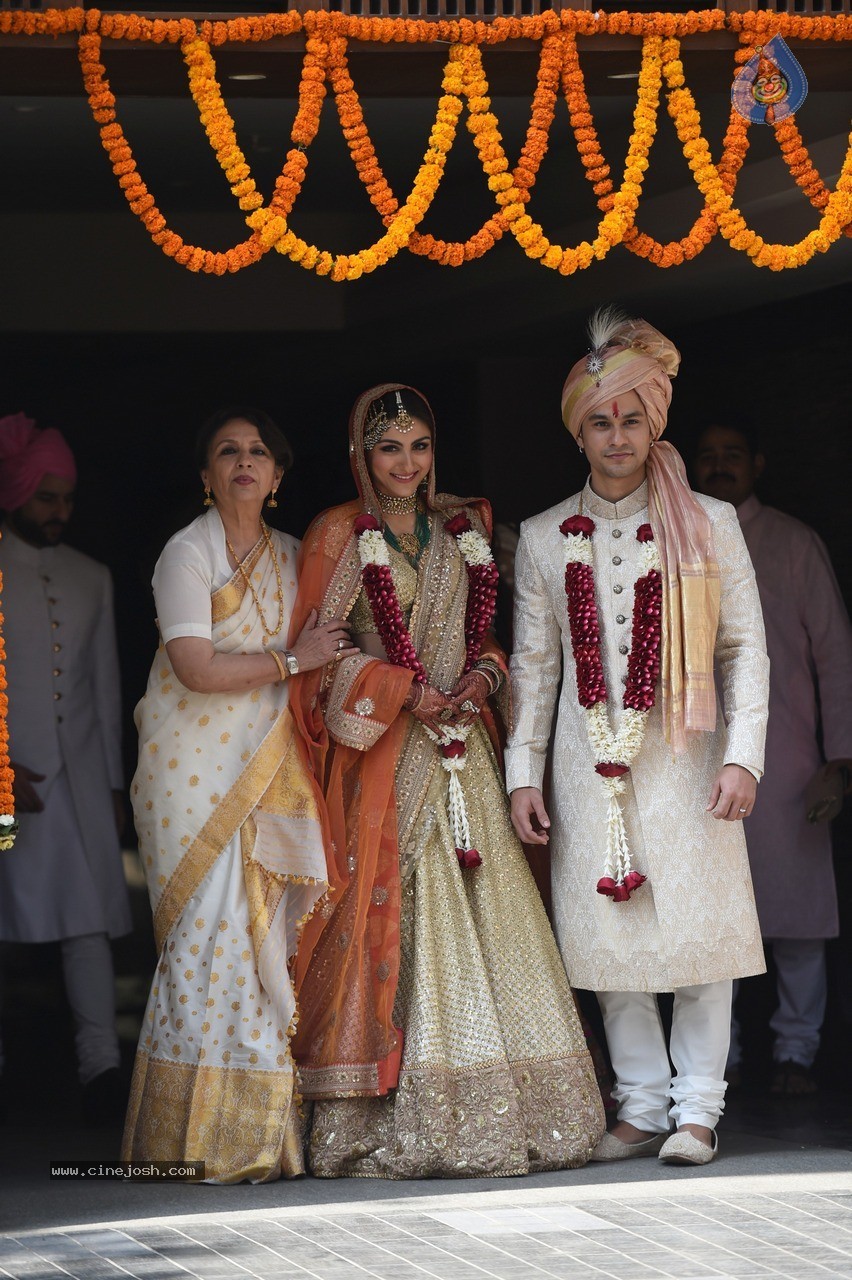 Soha Ali Khan Wedding Ceremony - 4 / 15 photos