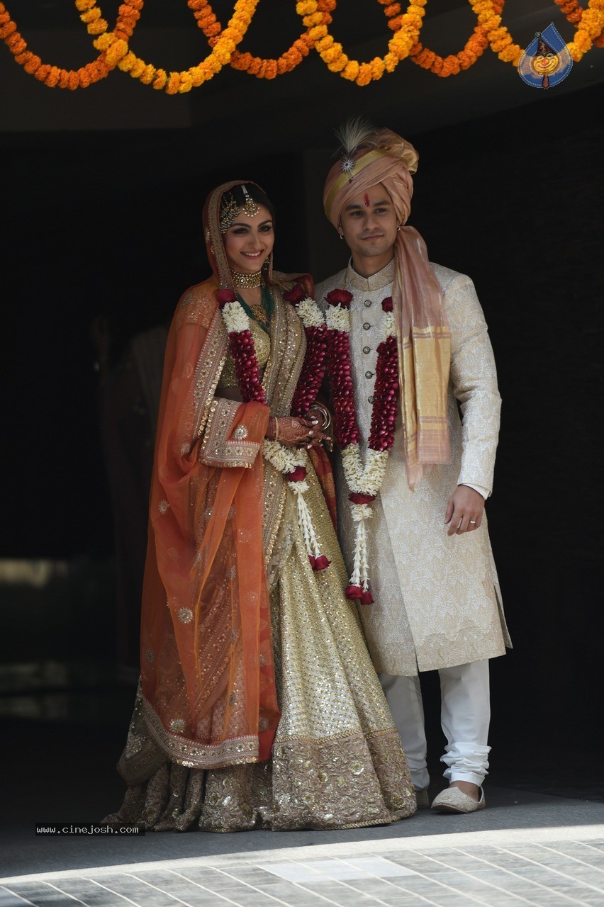 Soha Ali Khan Wedding Ceremony - 8 / 15 photos