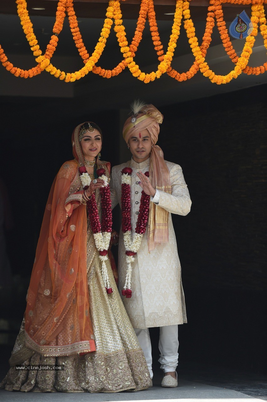 Soha Ali Khan Wedding Ceremony - 12 / 15 photos