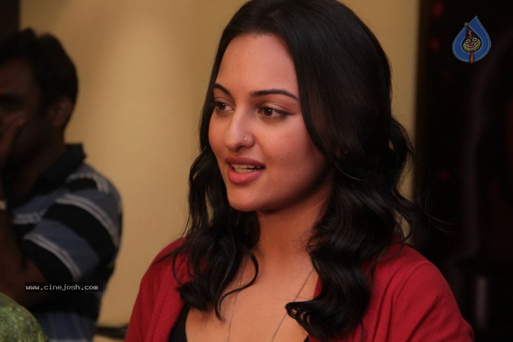 Sonakshi Sinha at Joker Film Event - 34 / 41 photos