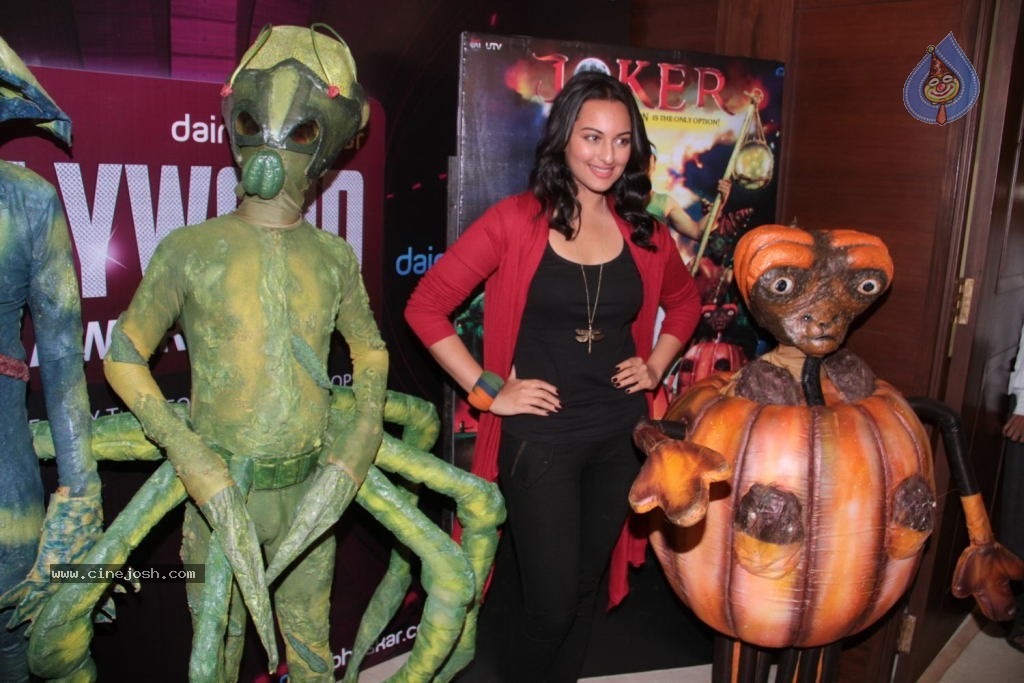 Sonakshi Sinha at Joker Film Event - 40 / 41 photos