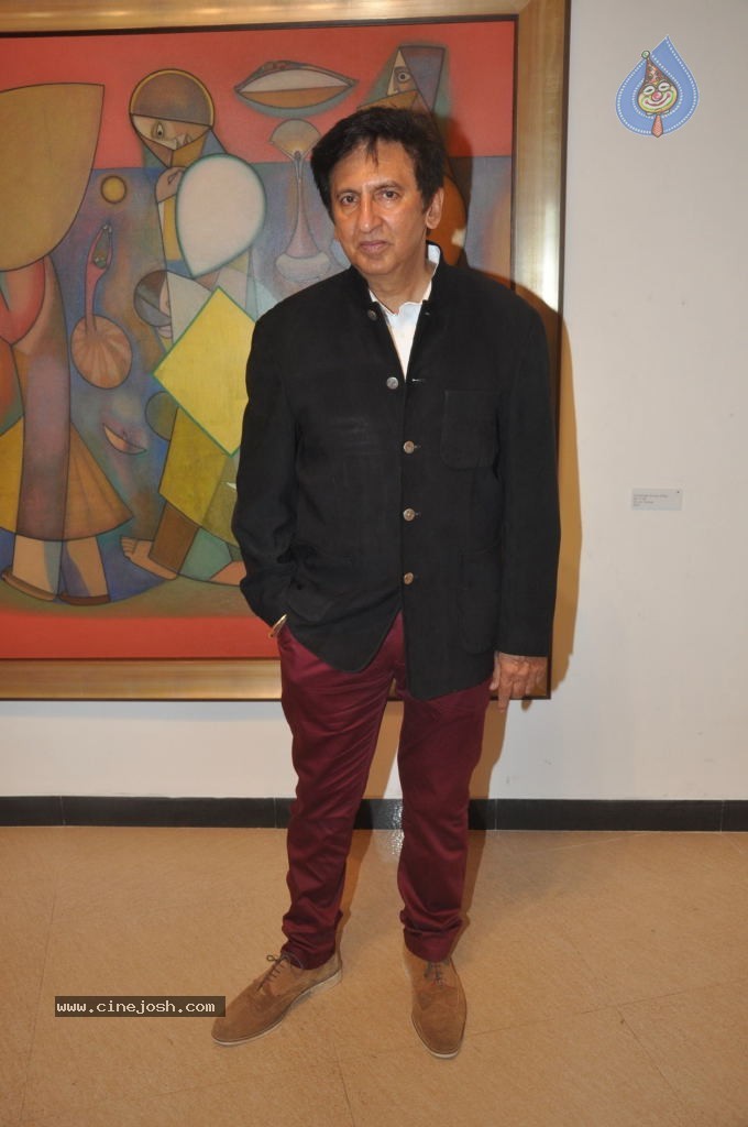 Sonakshi Sinha at Neeraj Goswami Penetralia Art Event - 22 / 29 photos