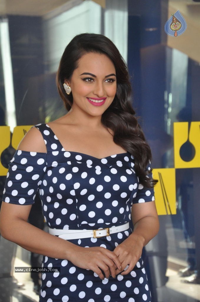 Sonakshi Sinha at Womens Health Magazine Event - 42 / 47 photos