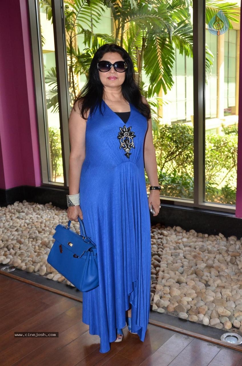 Sonali Mukherjee Wedding Reception - 31 / 62 photos