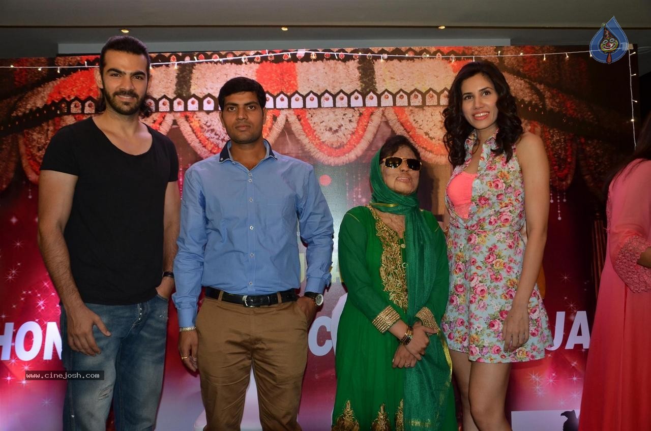 Sonali Mukherjee Wedding Reception - 44 / 62 photos