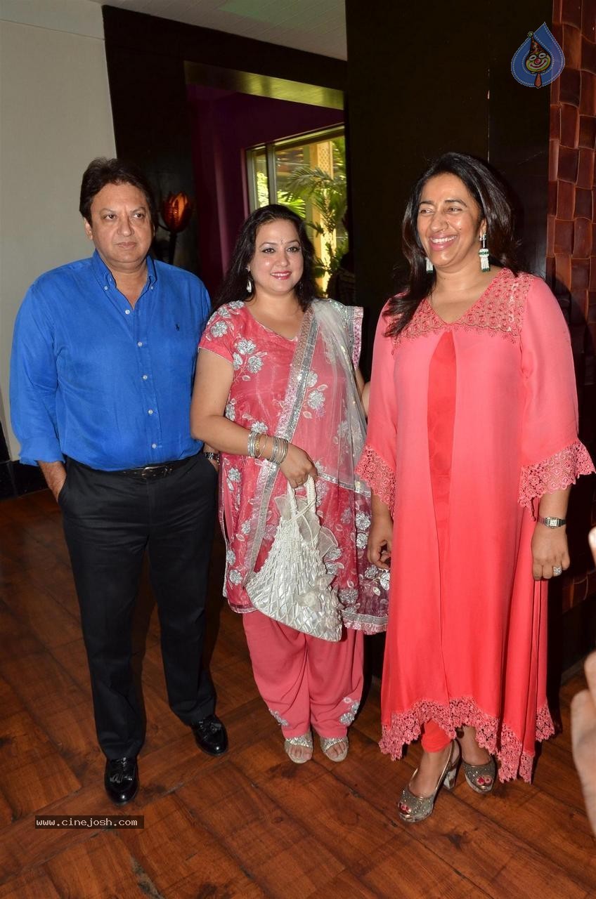 Sonali Mukherjee Wedding Reception - 49 / 62 photos