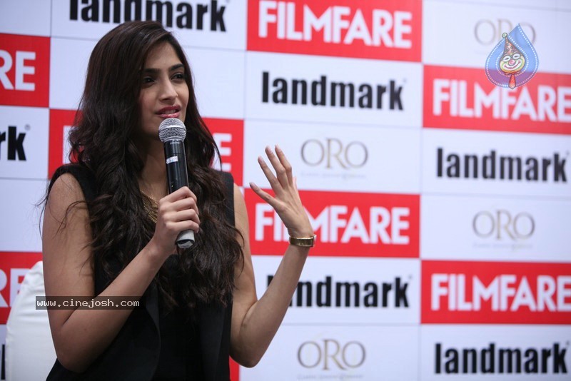 Sonam Kapoor Launches FilmFare New Magazine - 35 / 47 photos