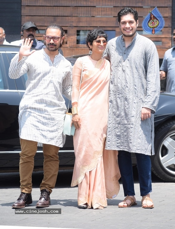 Sonam Kapoor Wedding Photos Set2 - 40 / 42 photos
