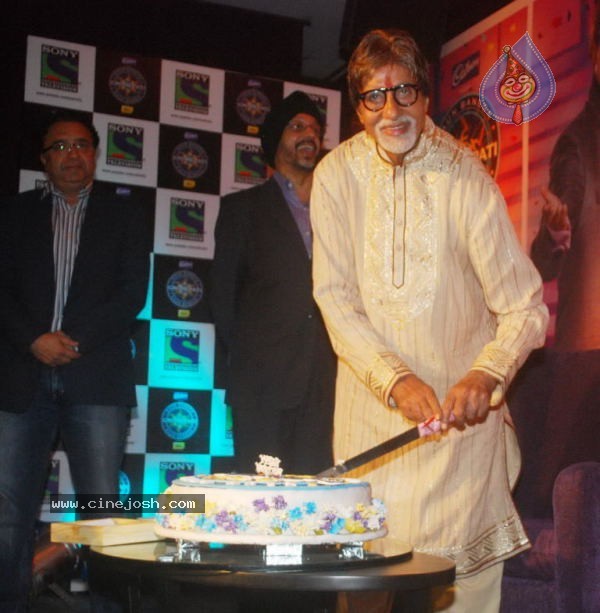 Sony TV Celebrates Big B Birthday - 1 / 25 photos