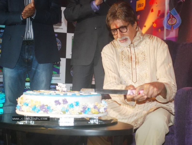 Sony TV Celebrates Big B Birthday - 2 / 25 photos