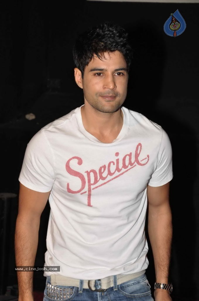 Soundtrack Movie Music Launch - 19 / 31 photos