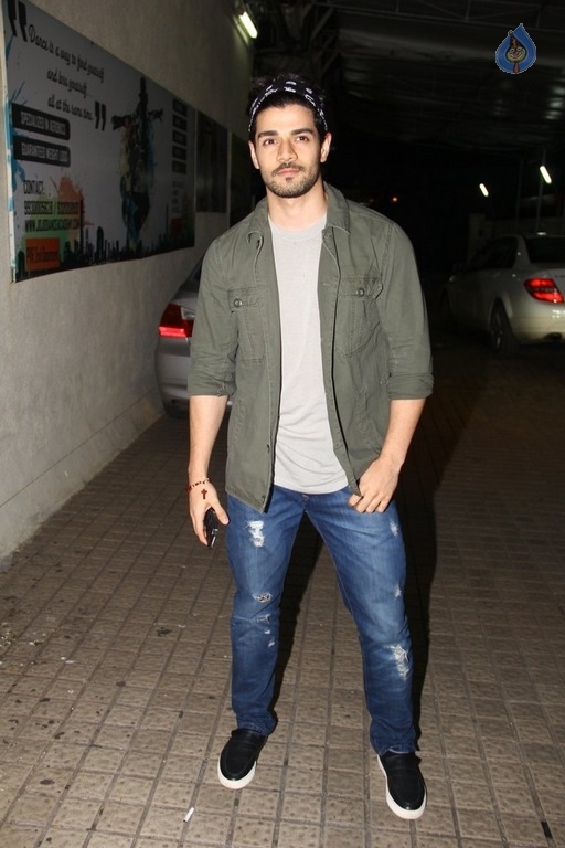 Special Screening Of Film Mubarakan - 29 / 42 photos