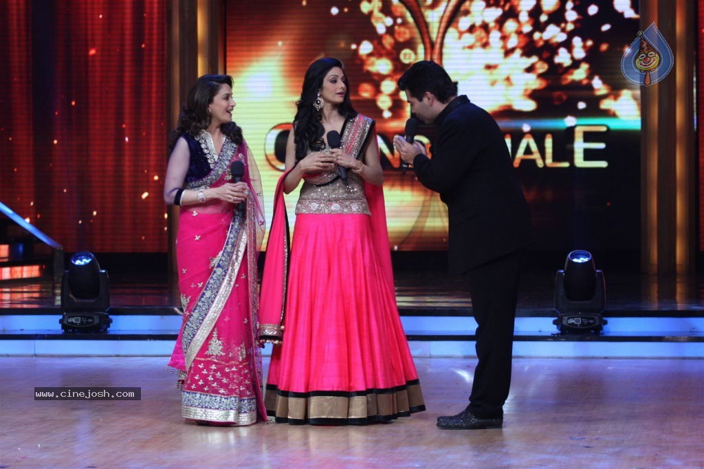 Sridevi at Jhalak Dikhla Jaa Grand Finale - 14 / 69 photos