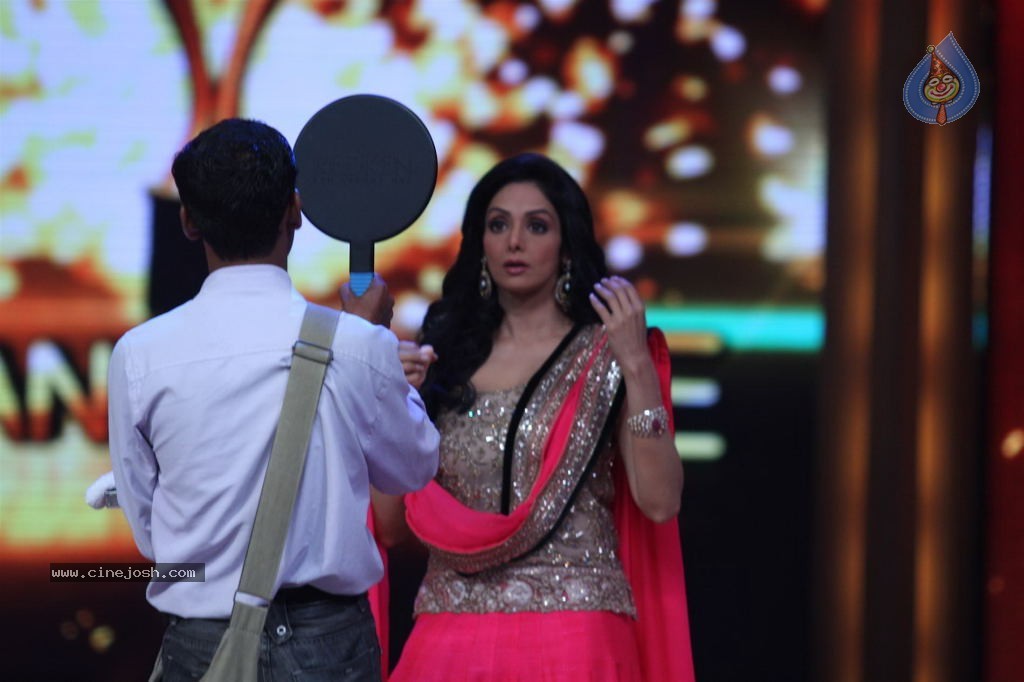 Sridevi at Jhalak Dikhla Jaa Grand Finale - 36 / 69 photos