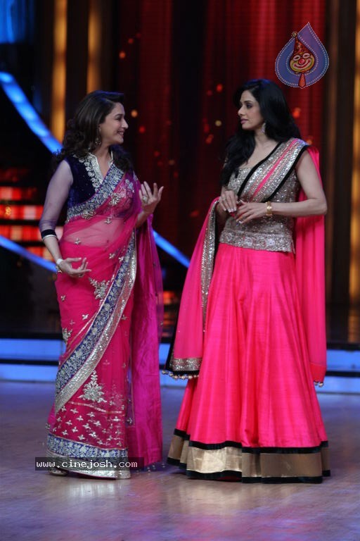 Sridevi at Jhalak Dikhla Jaa Grand Finale - 41 / 69 photos