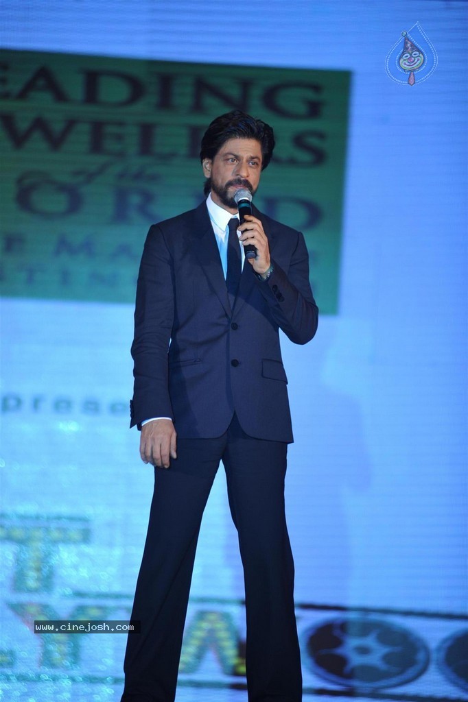 SRK at Ticket to Bollywood Event - 58 / 122 photos