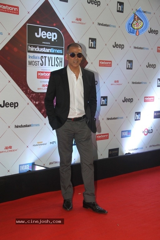 Star Studded Red Carpet Of Ht Most Stylish Awards 2018 - 36 / 36 photos