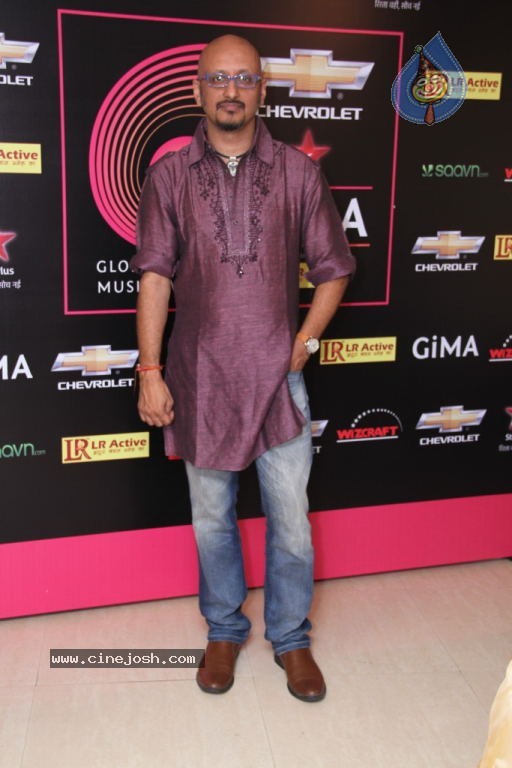 Stars at 3rd GIMA Awards - 11 / 21 photos