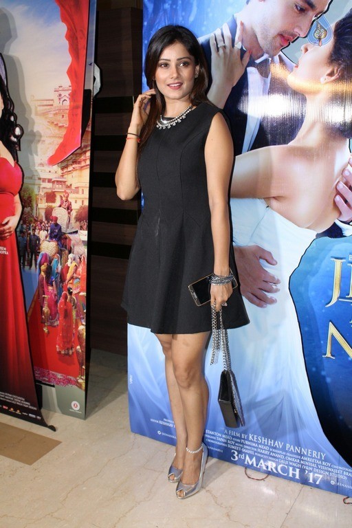 Stars at Jeena Isi Ka Naam Hai Premiere - 22 / 42 photos