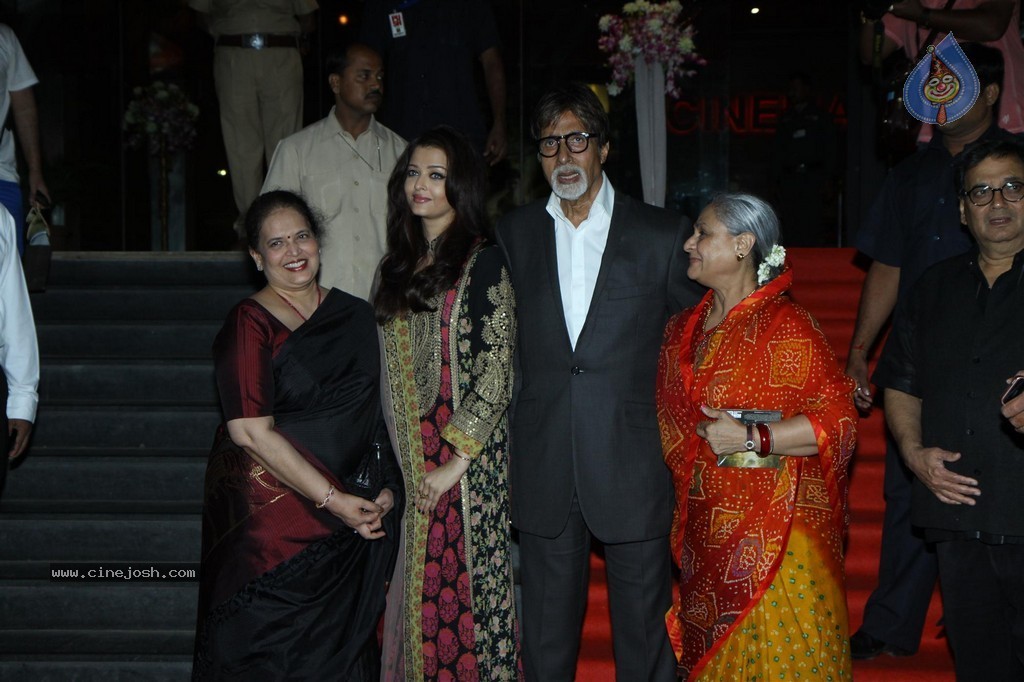 Stars at Kochadaiyaan First Look Launch - 20 / 113 photos