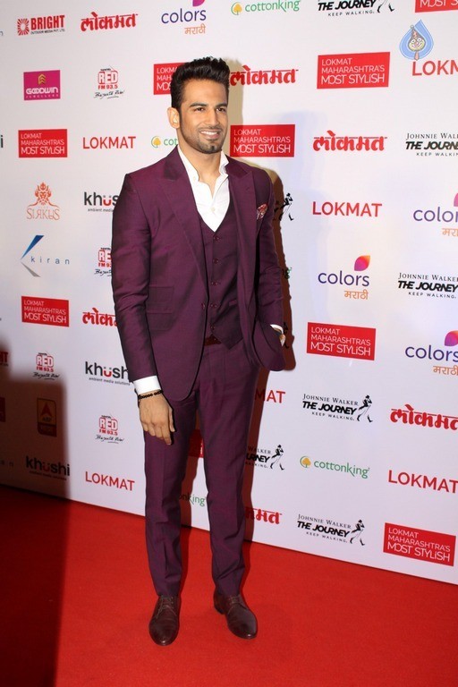 Style Icon Of Maharastra Lokmat Awards 2016-2017 - 2 / 63 photos