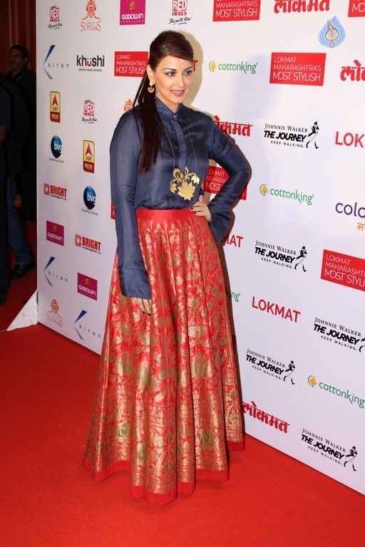 Style Icon Of Maharastra Lokmat Awards 2016-2017 - 13 / 63 photos
