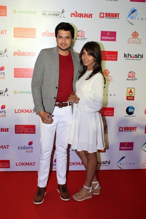 Style Icon Of Maharastra Lokmat Awards 2016-2017 - 38 / 63 photos