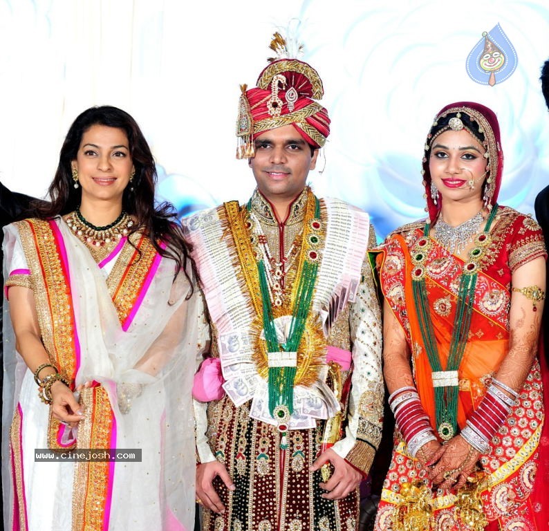 Sudeep Jaipurwale Sangeet n Wedding Ceremony - 20 / 23 photos