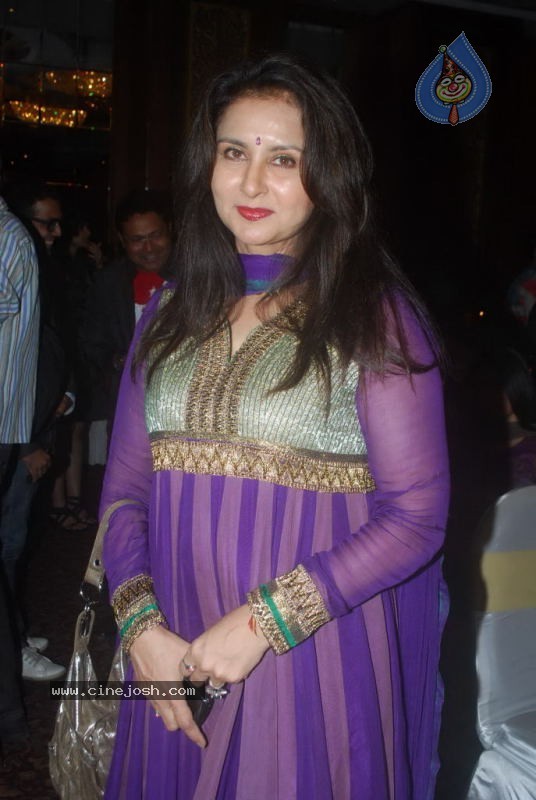 Sudesh Bhosle Birthday Party - 5 / 87 photos