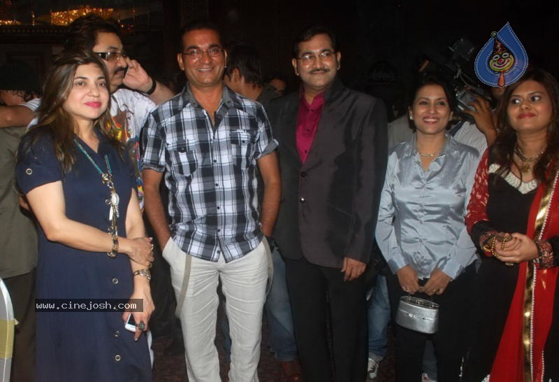 Sudesh Bhosle Birthday Party - 11 / 87 photos