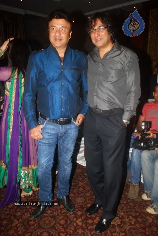 Sudesh Bhosle Birthday Party - 13 / 87 photos