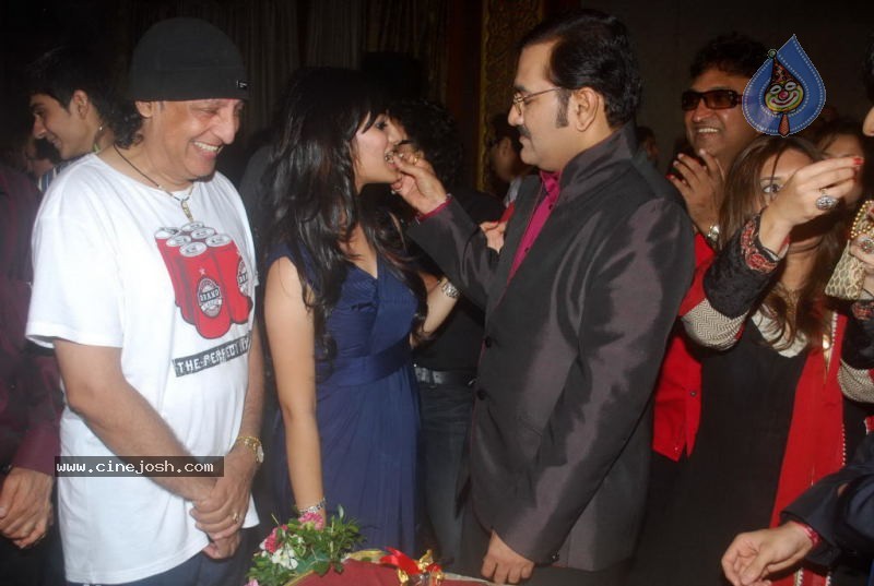 Sudesh Bhosle Birthday Party - 19 / 87 photos