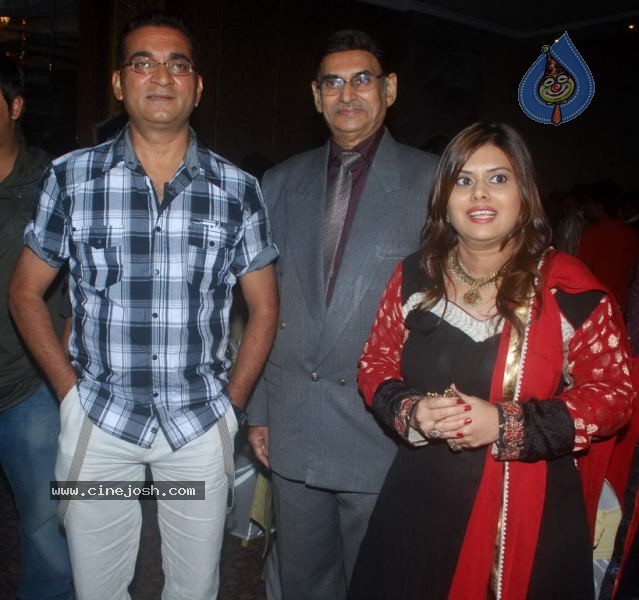 Sudesh Bhosle Birthday Party - 51 / 87 photos