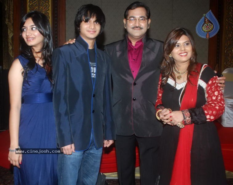 Sudesh Bhosle Birthday Party - 54 / 87 photos
